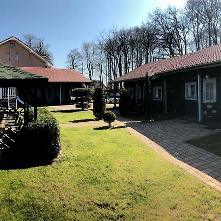 Domki Letniskowe Bartek Rewal Esterno foto